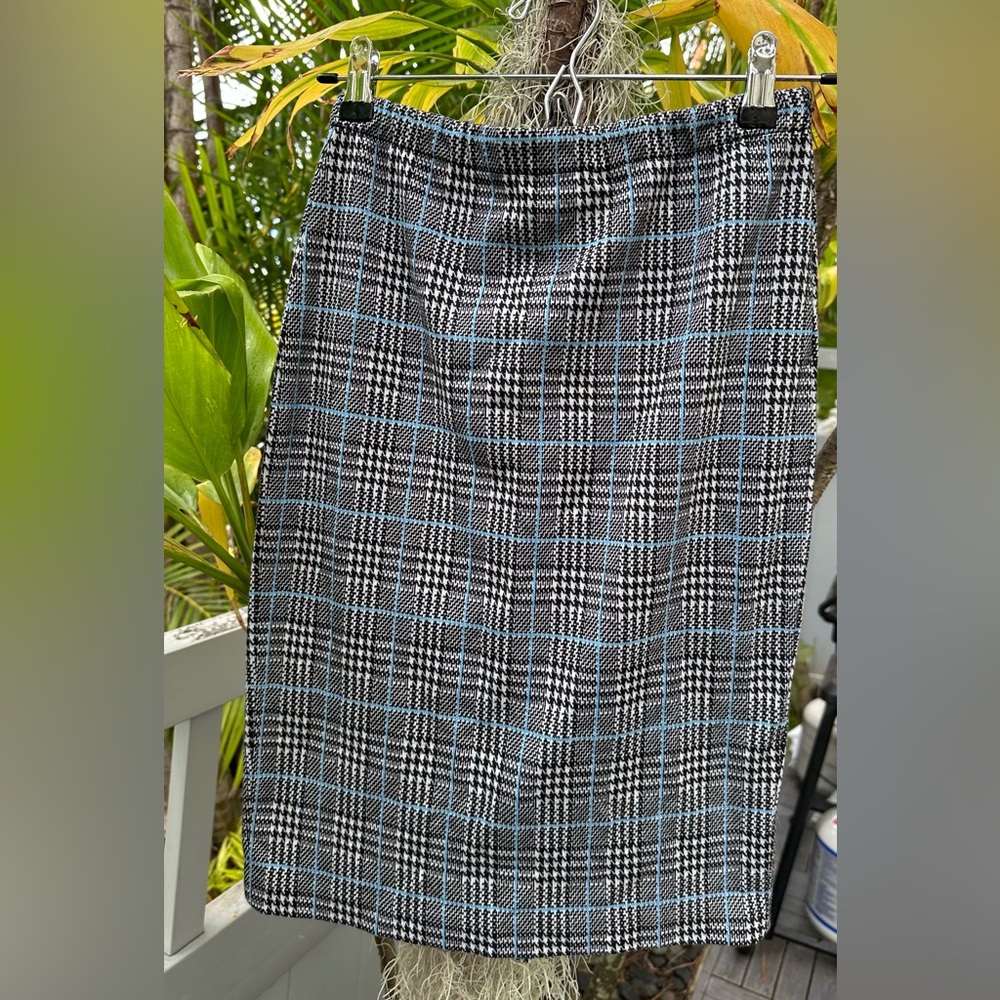 Vince Camuto plaid skirt XXS
